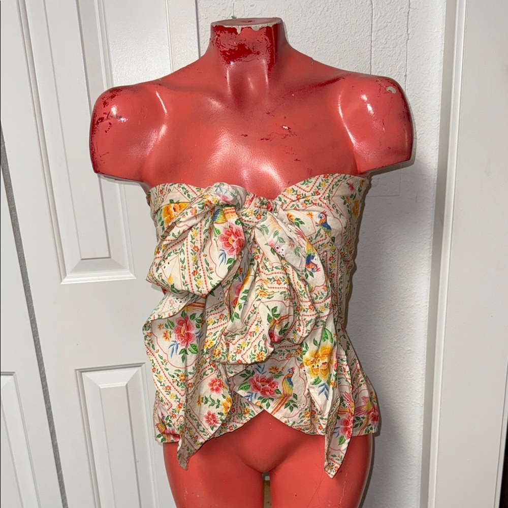 FARM Rio Cream Floral Strapless Bow Peplum Top
